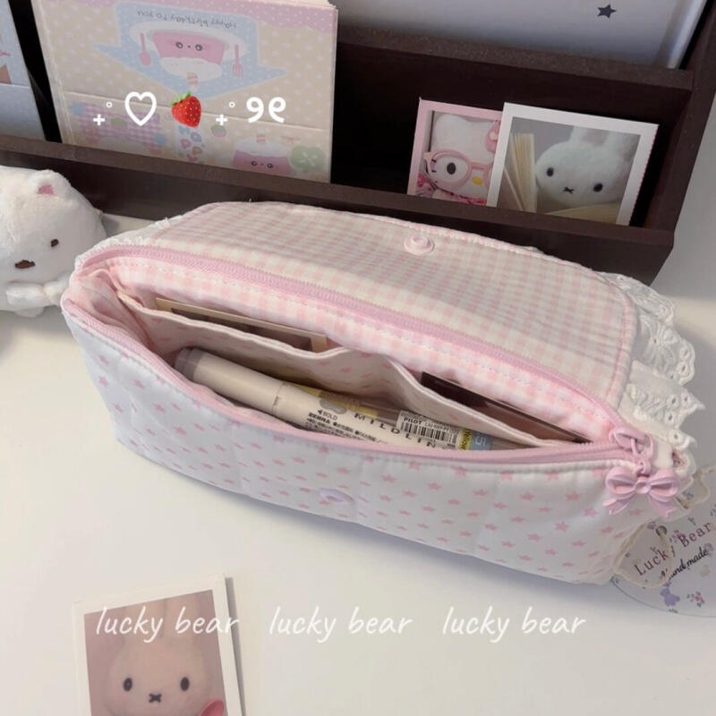 Astuccio a forma di coniglio M - Strawberry Huller recensione e prezzo